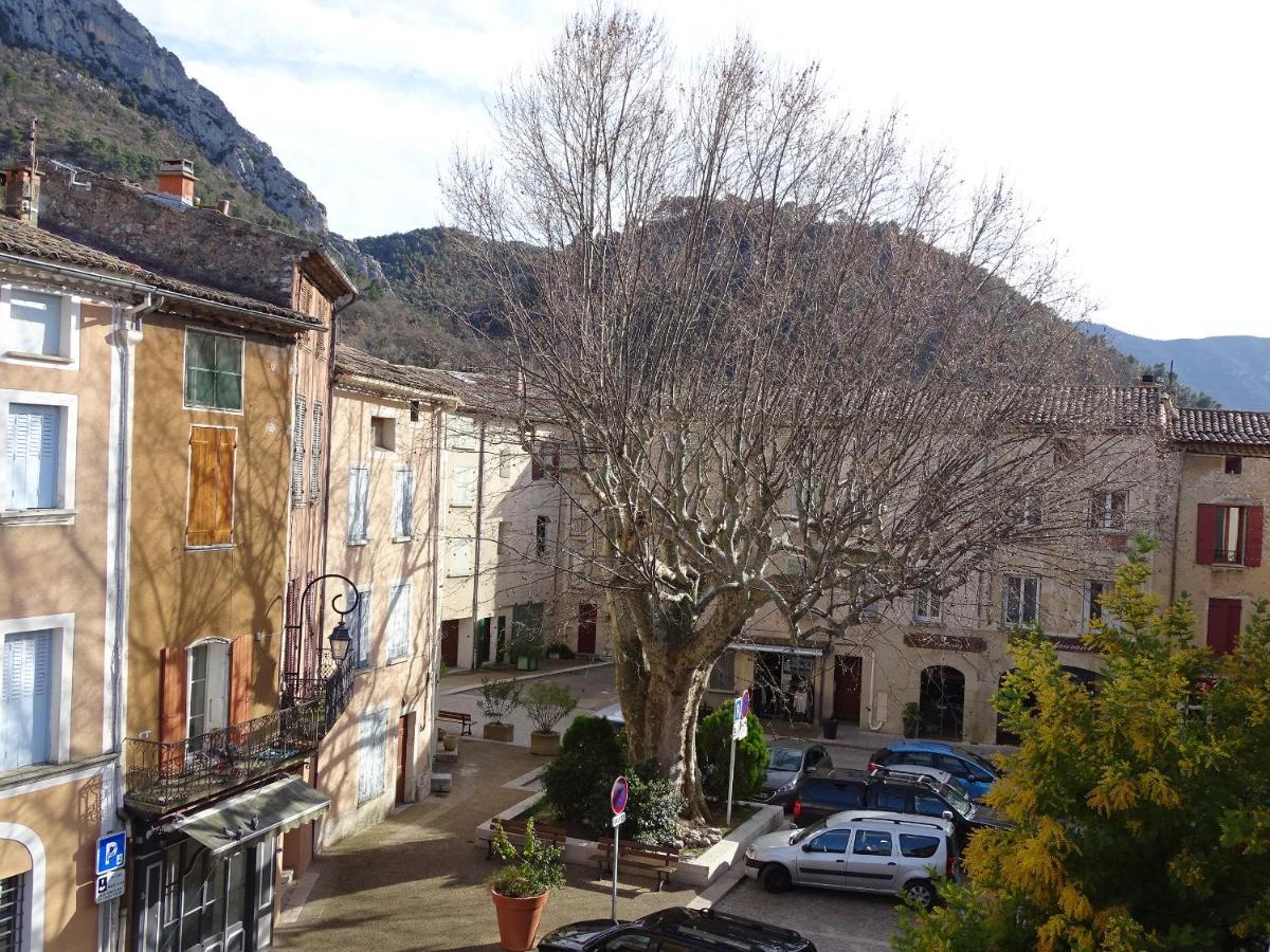Appartement spacieux 6 personnes très lumineux Buis-les-Baronnies Esterno foto